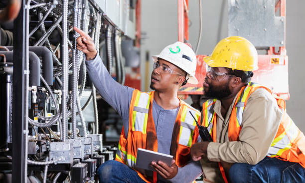 Best Affordable Emergency Electrician  in Laguna Beach, CA